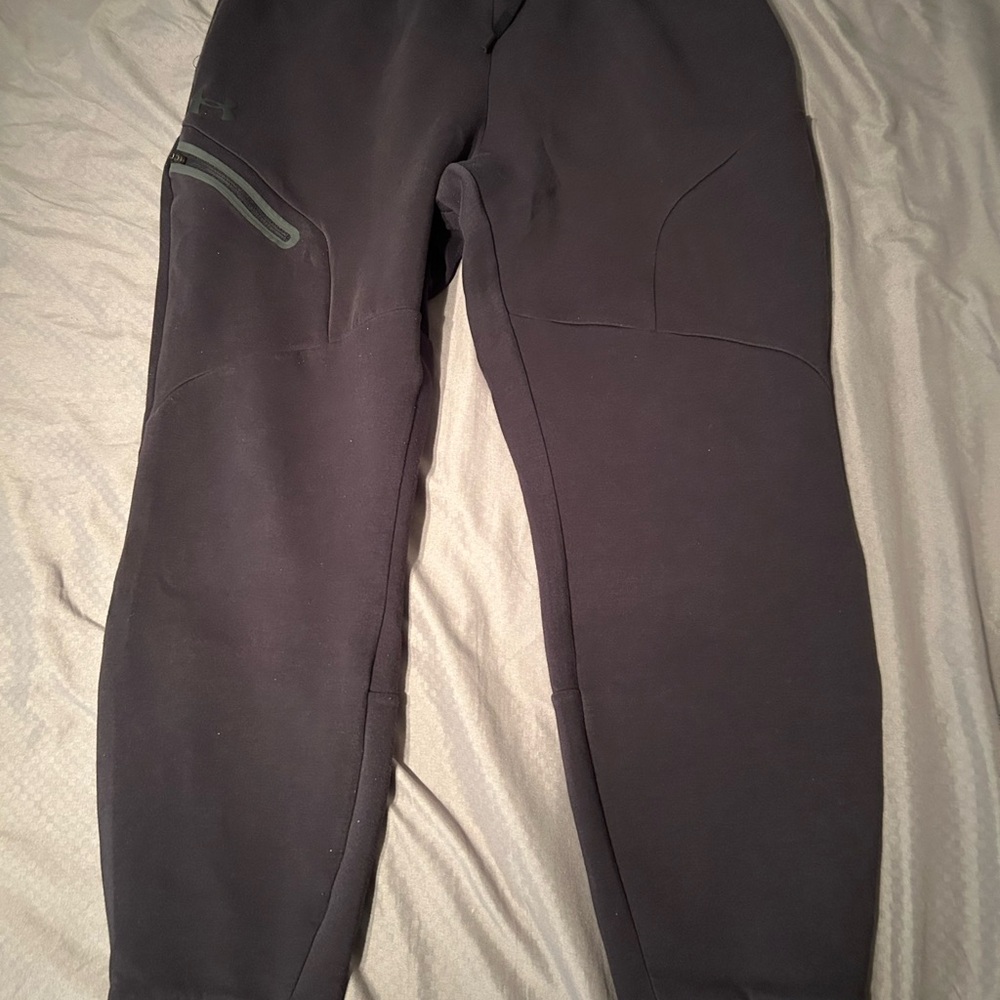Under Armour Black Athletic Pants